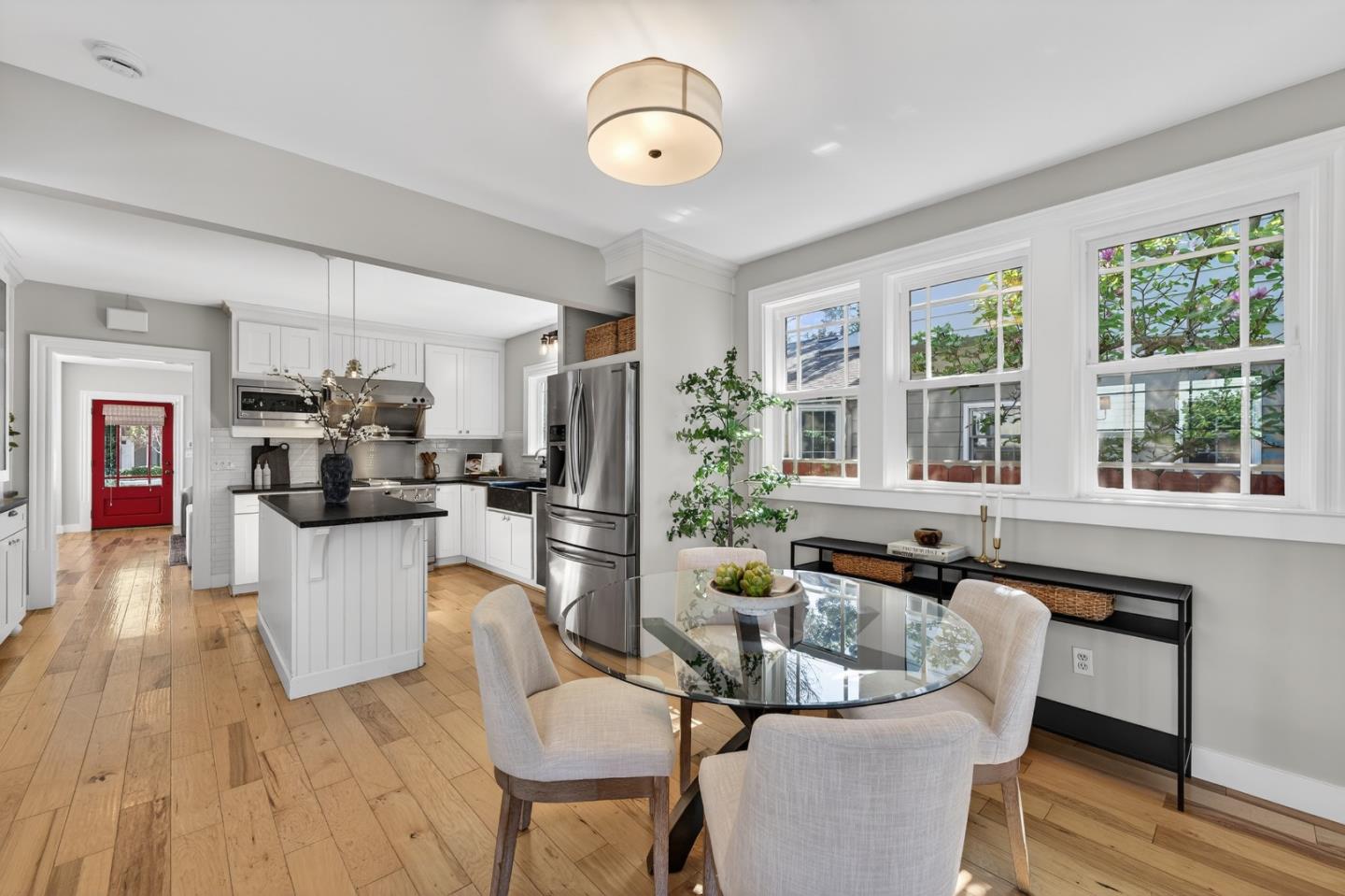 136 Loma Alta Avenue