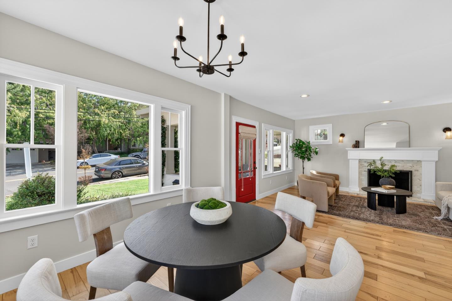 136 Loma Alta Avenue