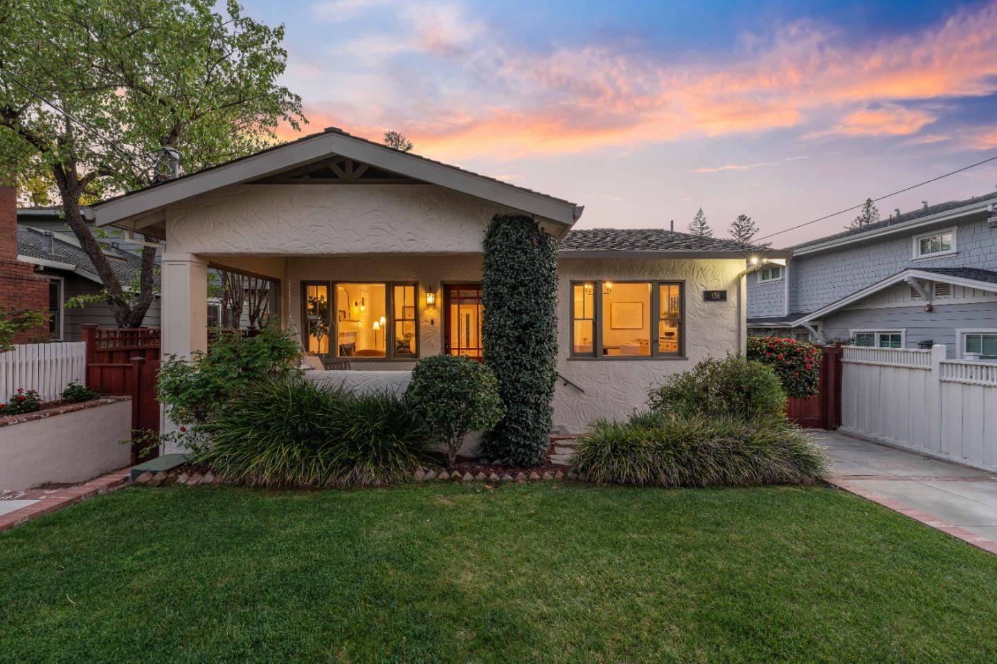 136 Loma Alta Avenue