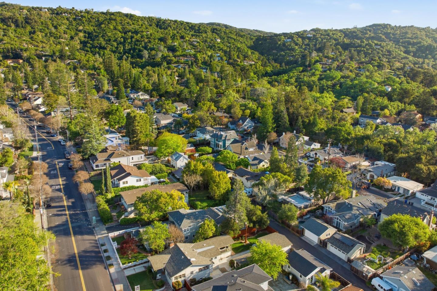 136 Loma Alta Avenue