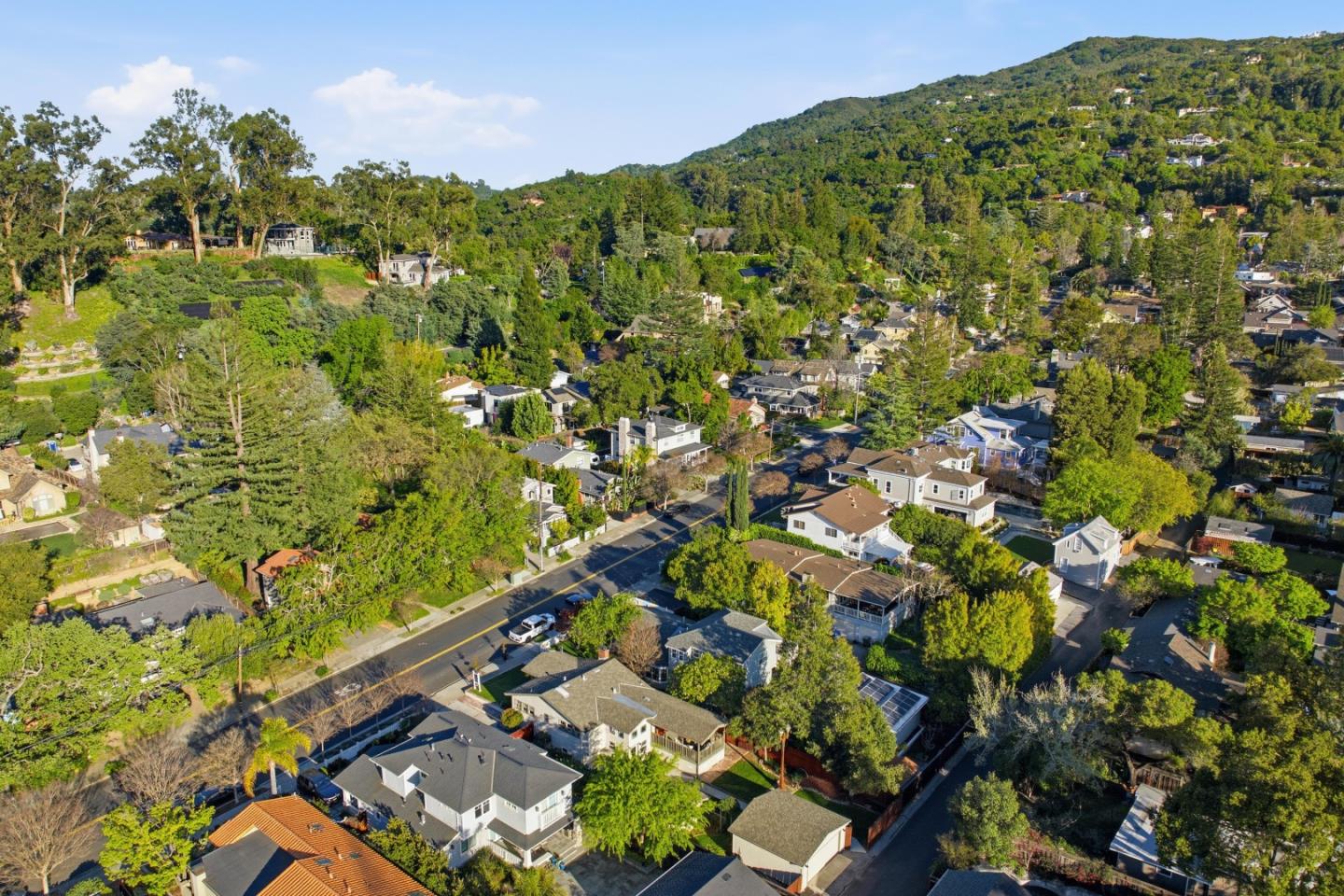 136 Loma Alta Avenue