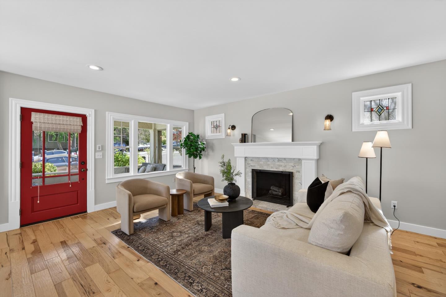 136 Loma Alta Avenue