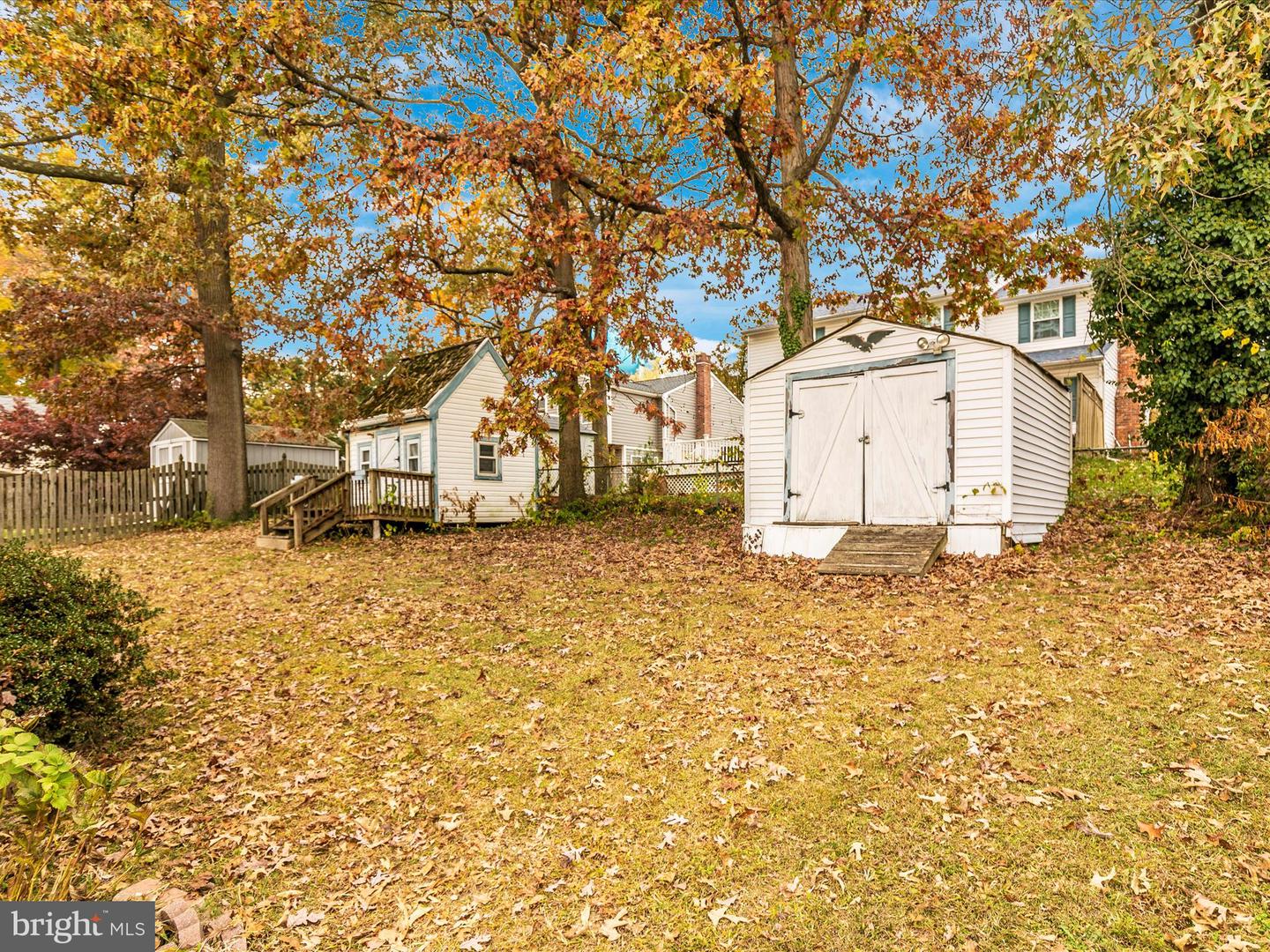 332 Silky Oak COURT