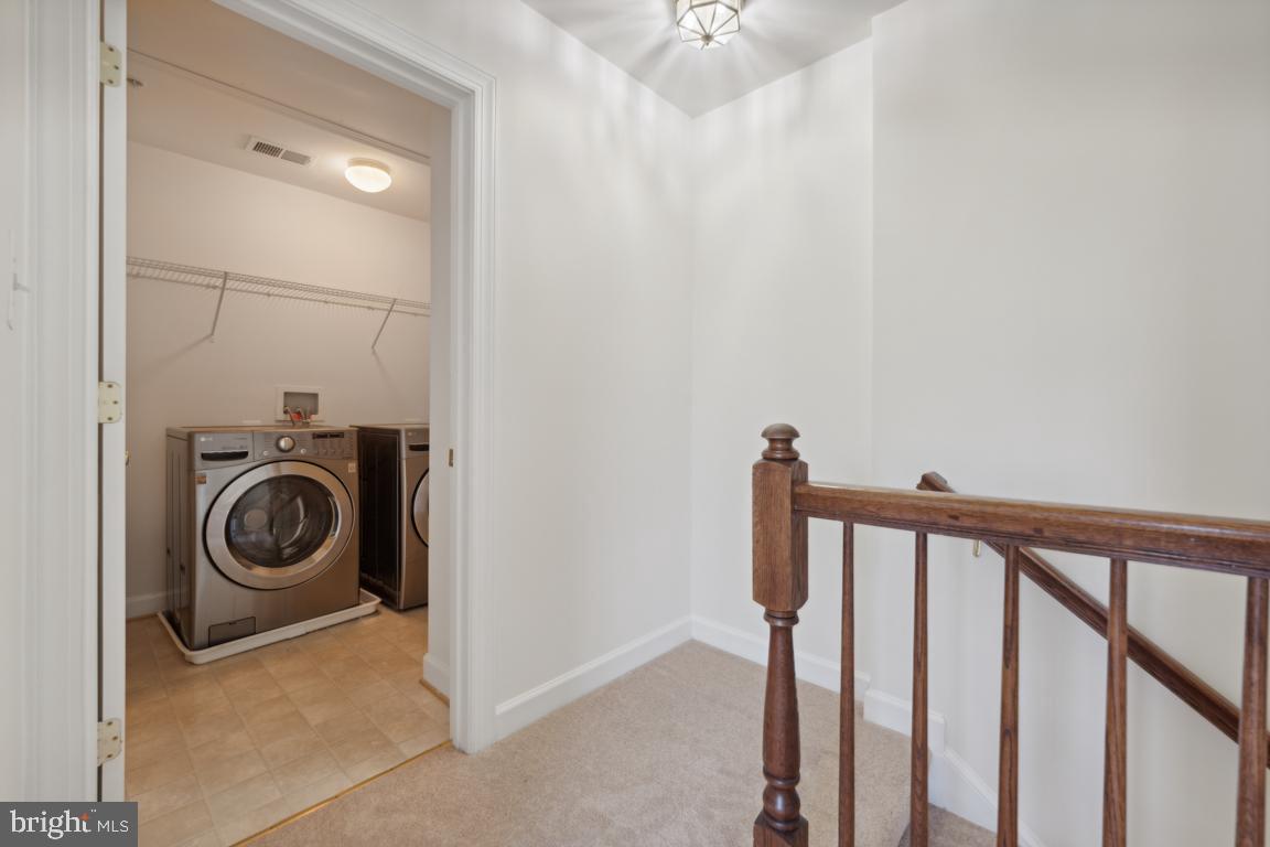 3426 Carriage Walk Ct #13-B