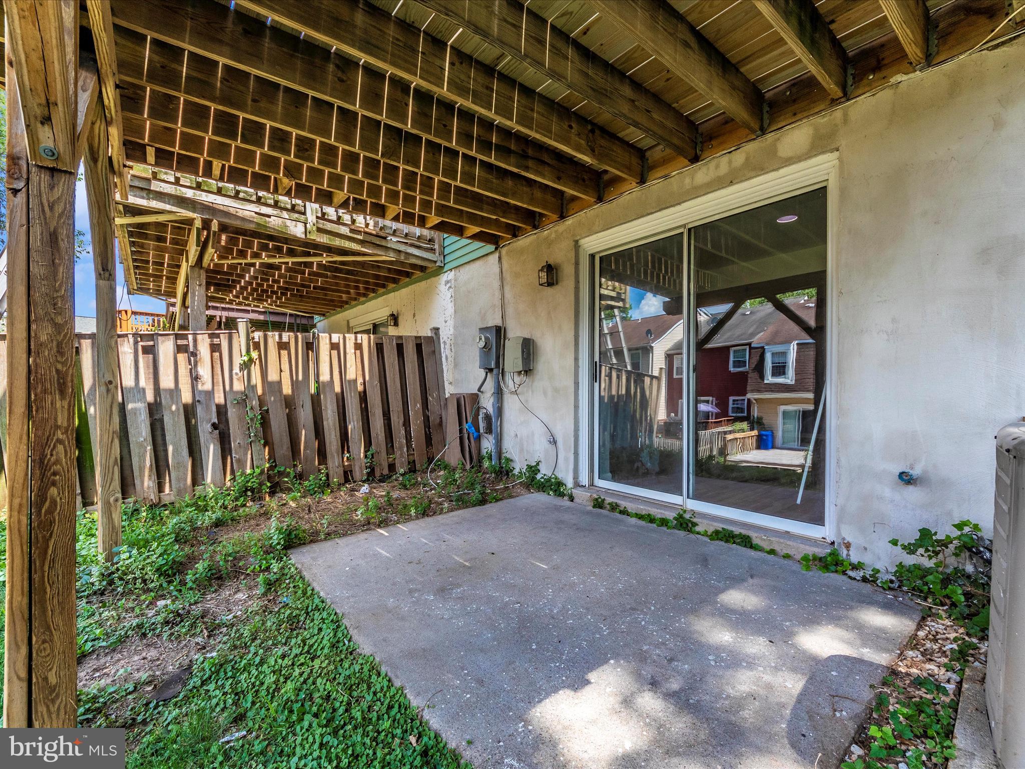 5810 Richardson Mews Sq