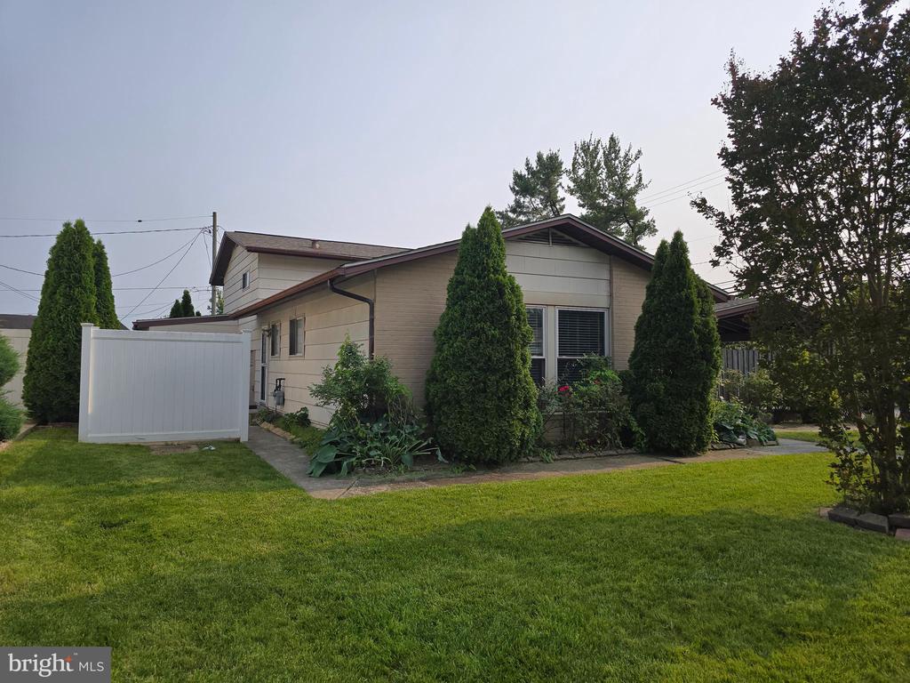 8343 SCOTTS LEVEL ROAD