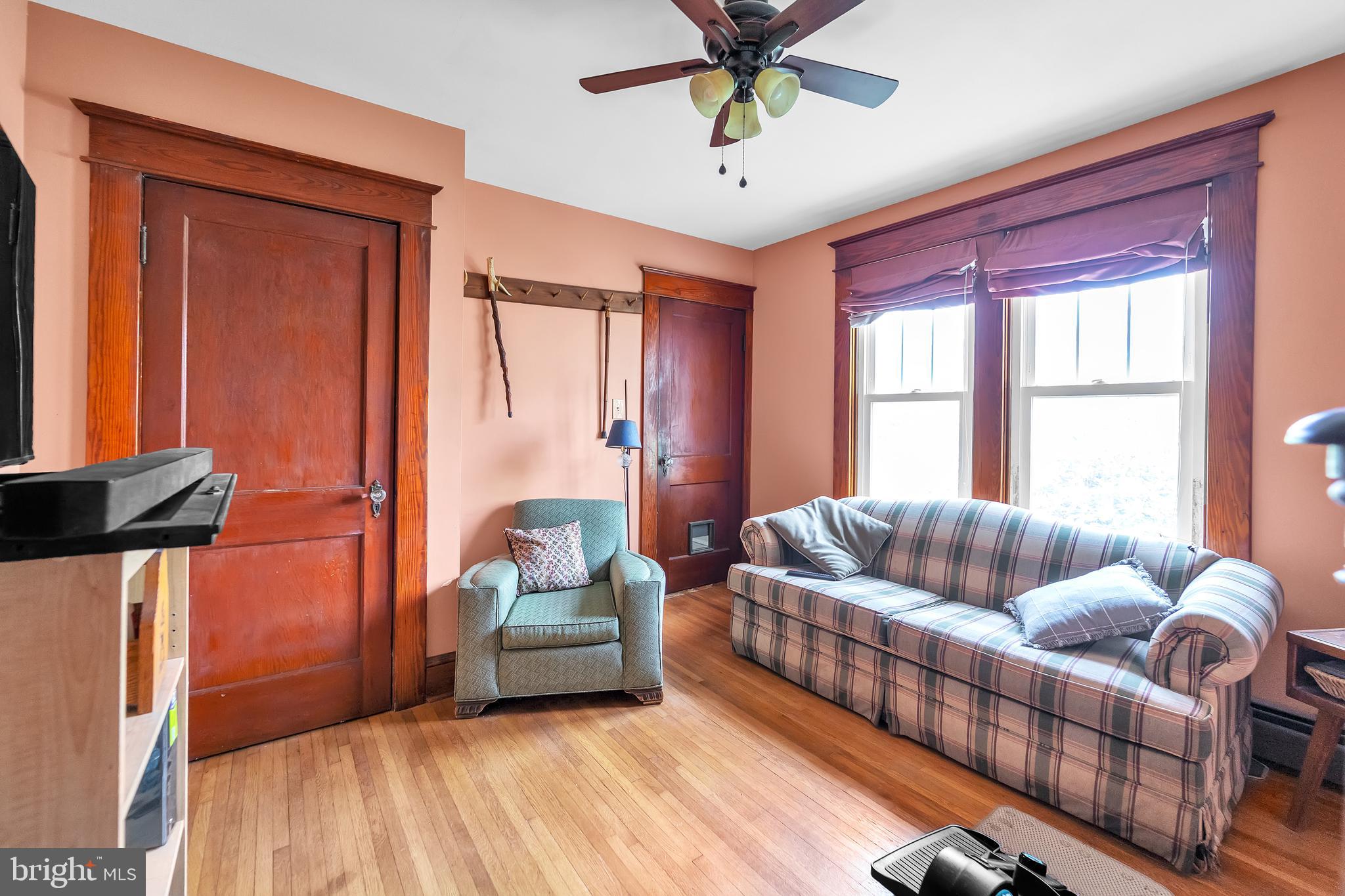 13816 HANOVER PIKE