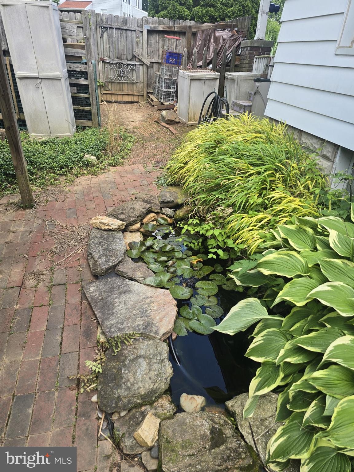 13816 HANOVER PIKE