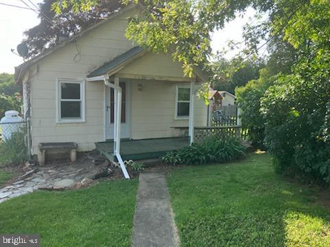 13816 HANOVER PIKE