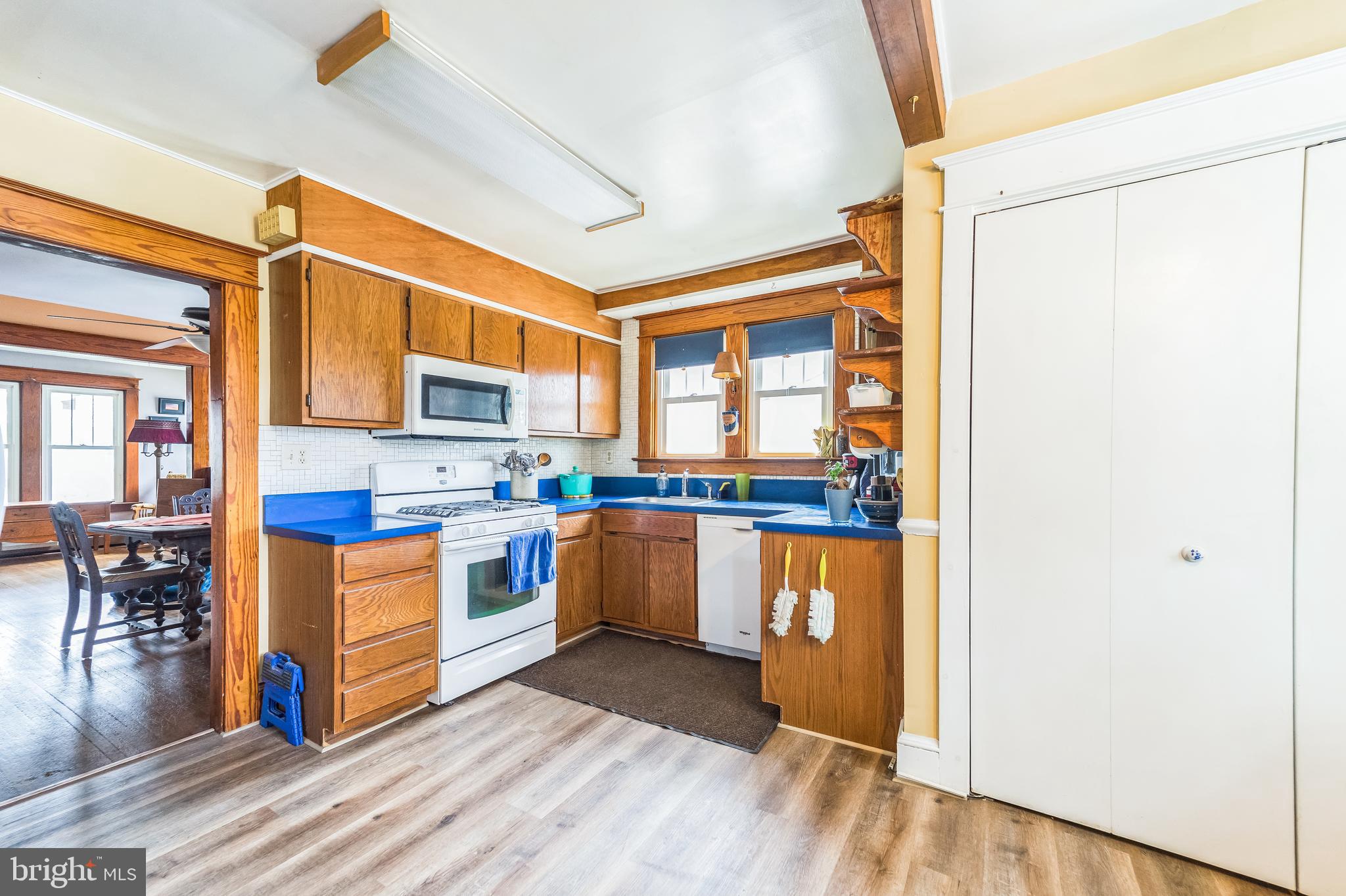 13816 HANOVER PIKE