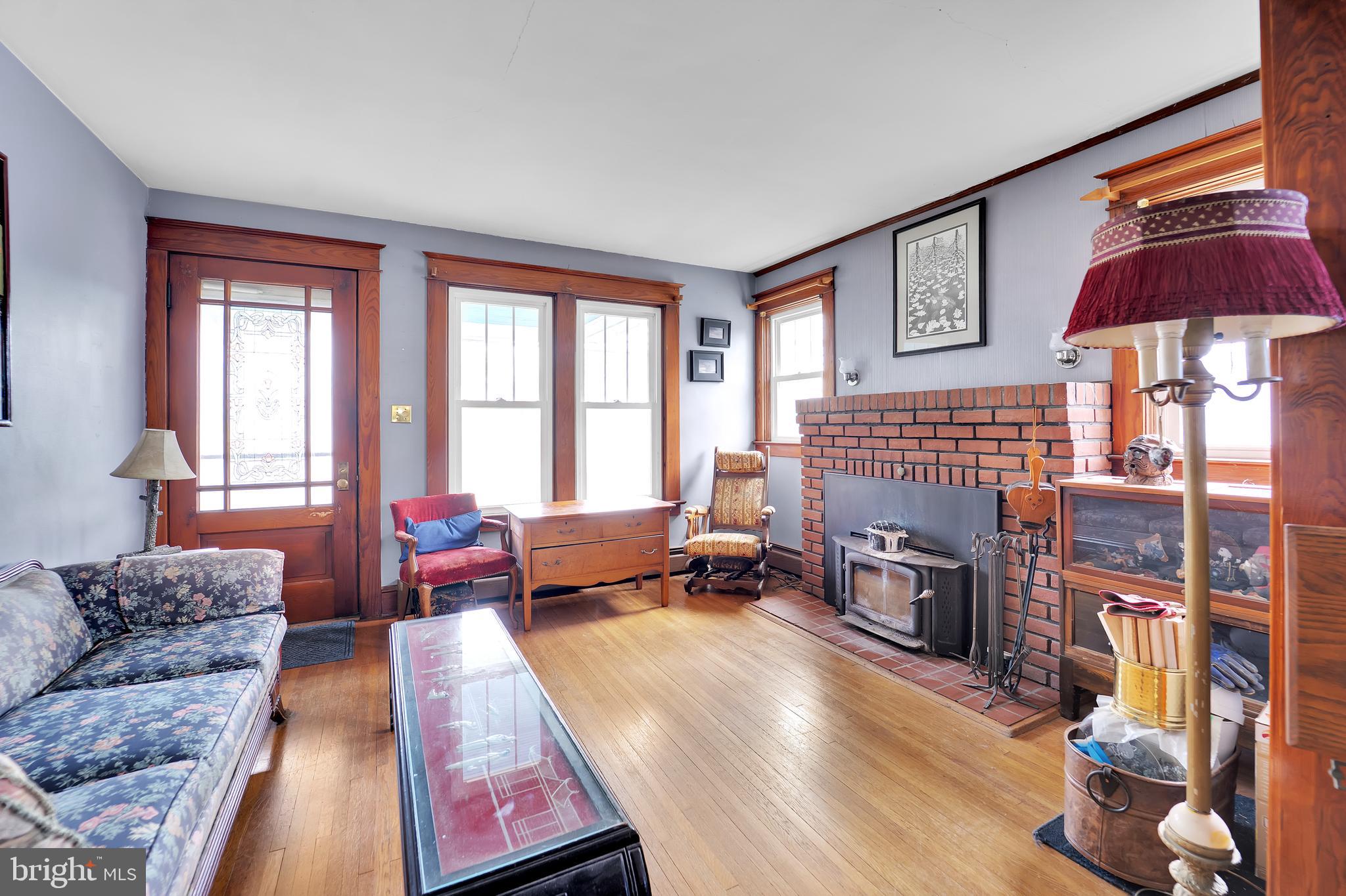 13816 HANOVER PIKE