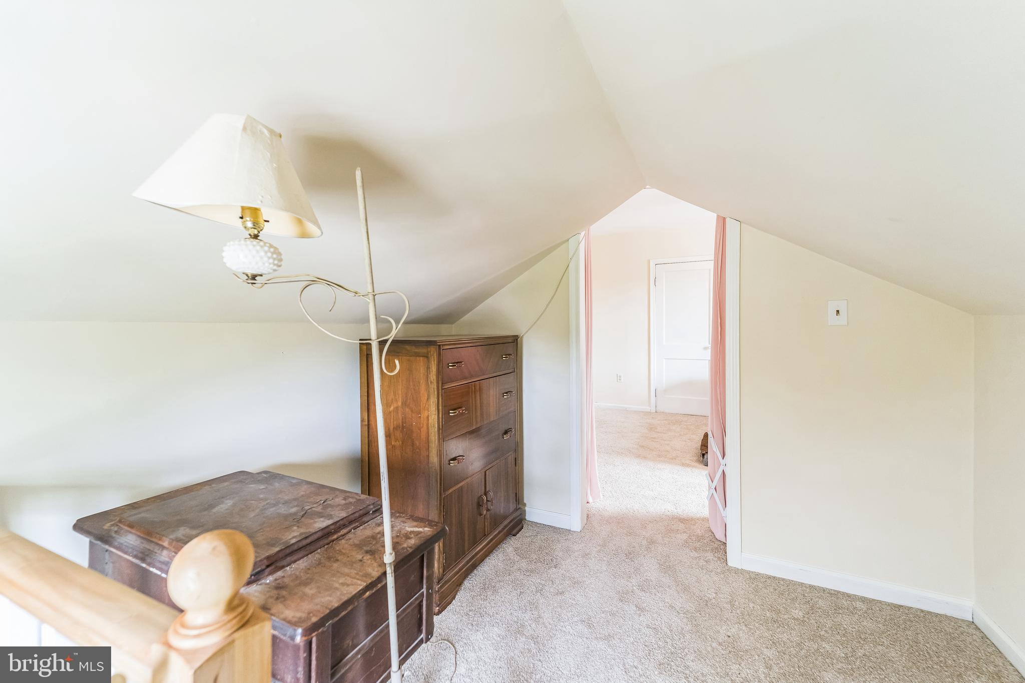13816 HANOVER PIKE
