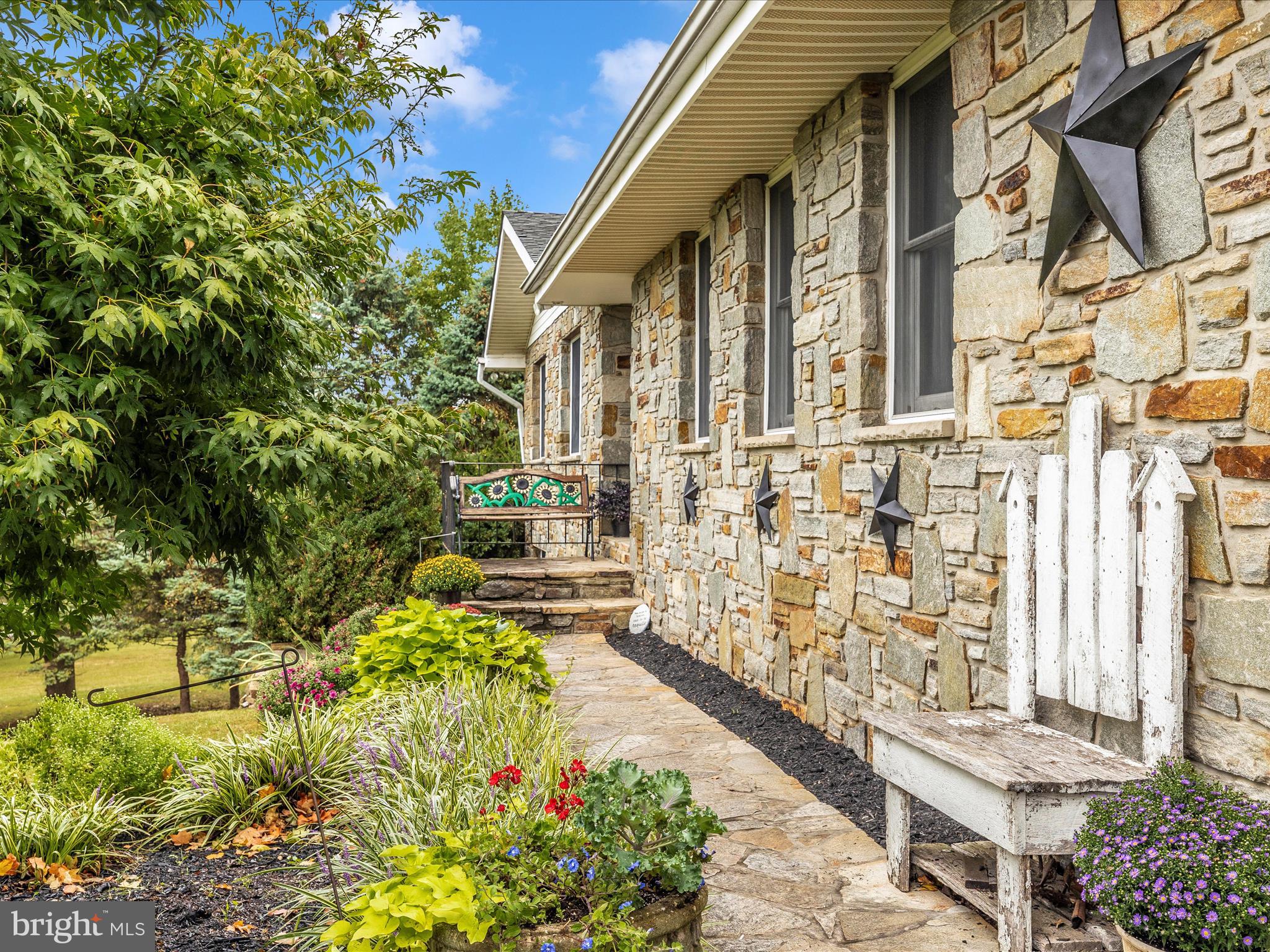 1433 NICODEMUS ROAD