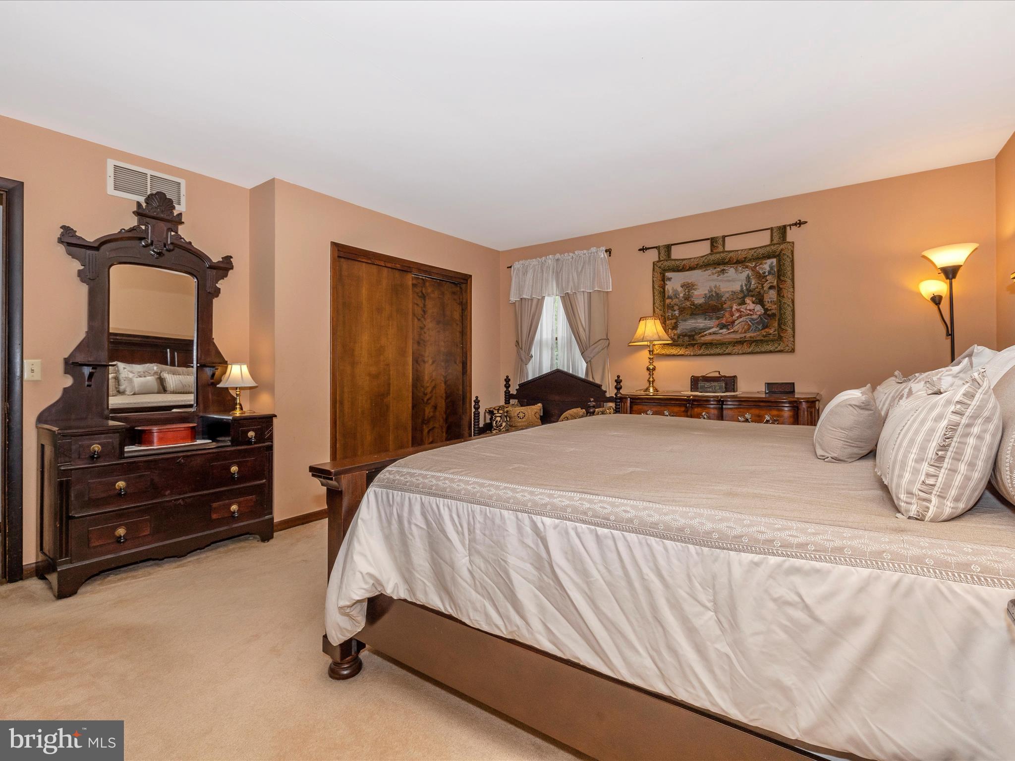 1433 NICODEMUS ROAD
