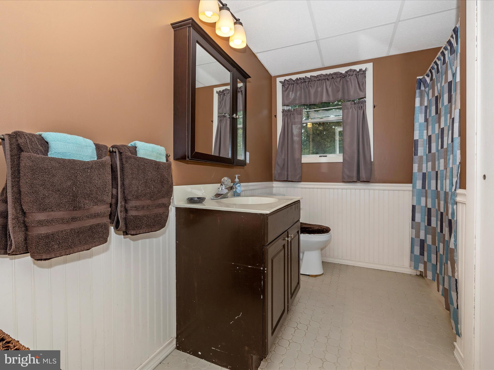 1433 NICODEMUS ROAD