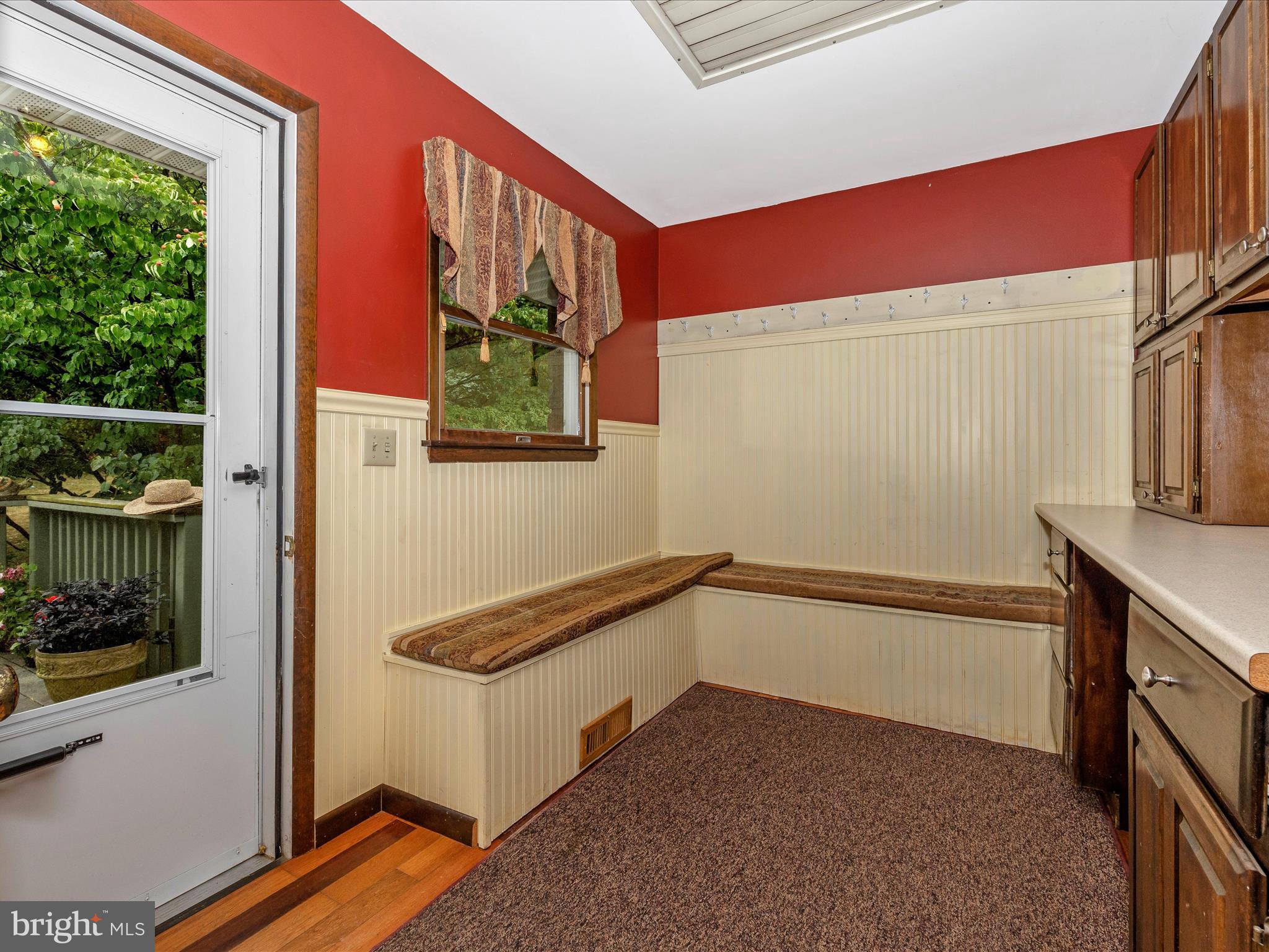1433 NICODEMUS ROAD