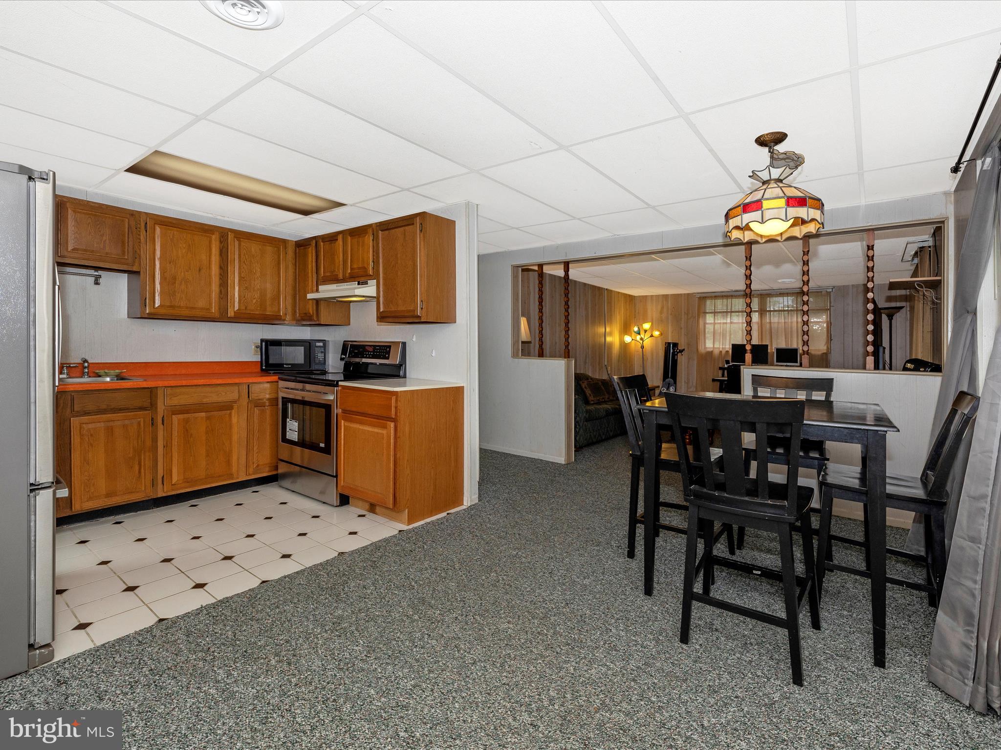 1433 NICODEMUS ROAD