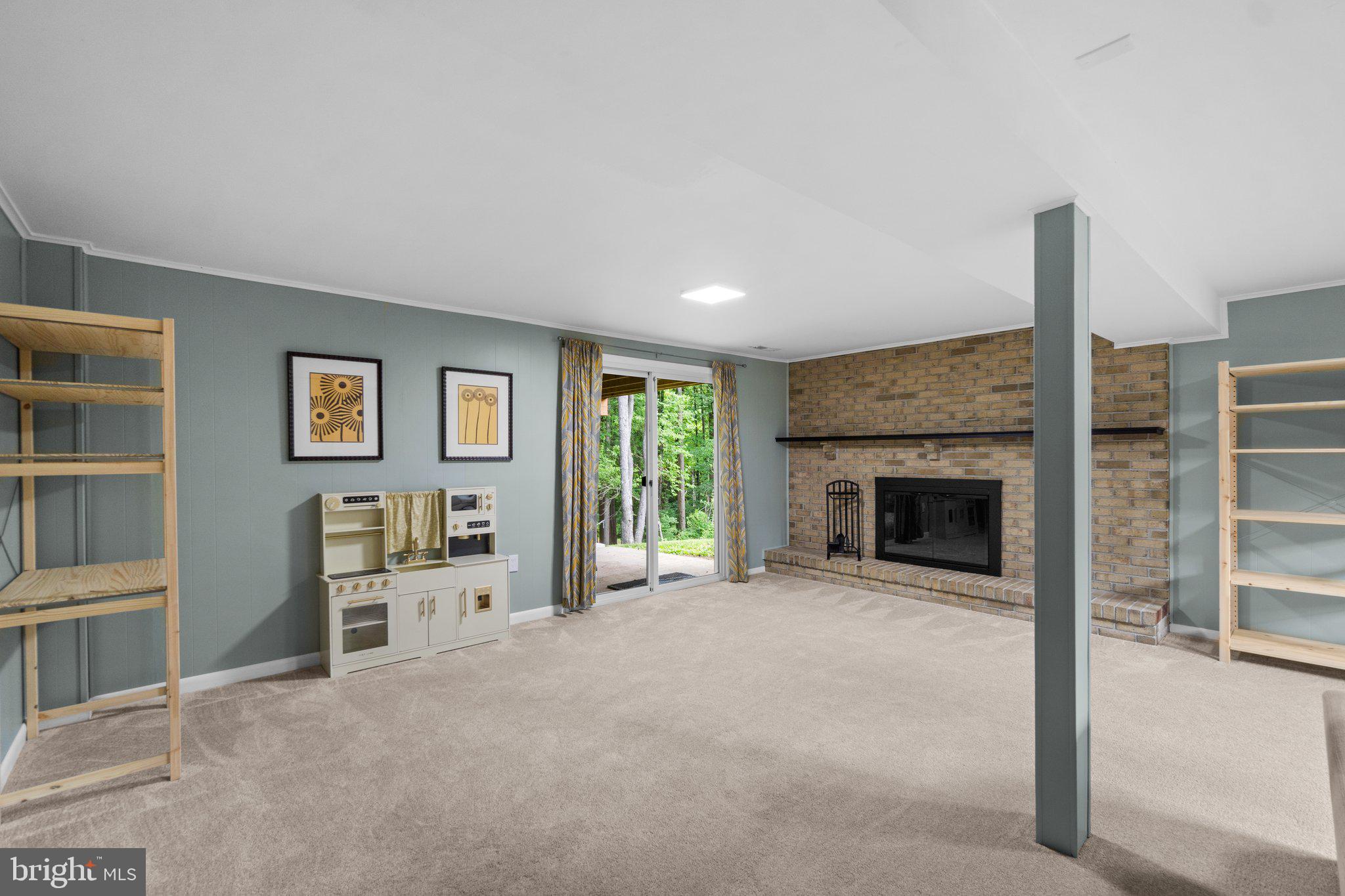 5801 Dale Dr