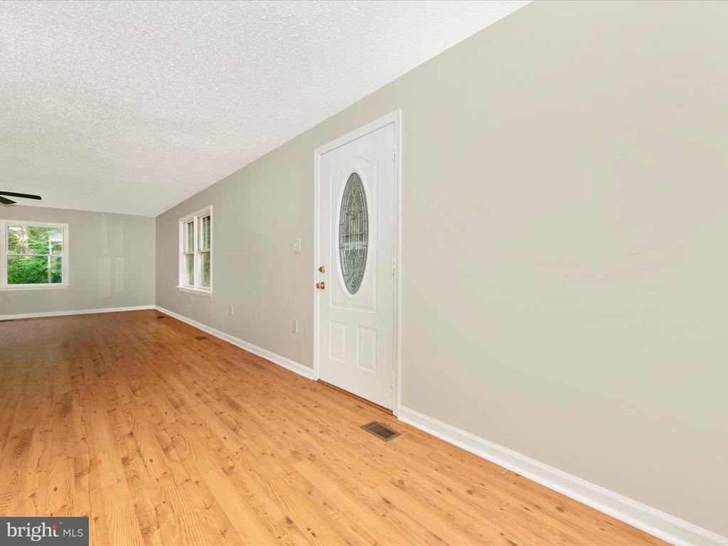 2804 Hollingsworth Rd