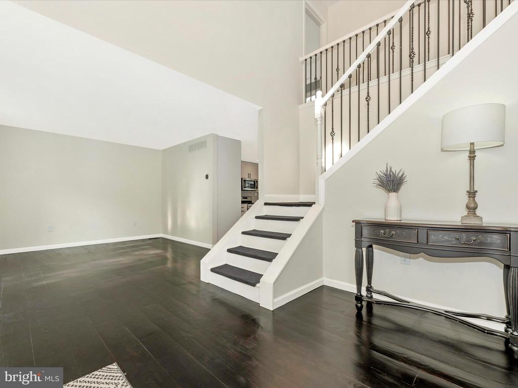 2804 Hollingsworth Rd