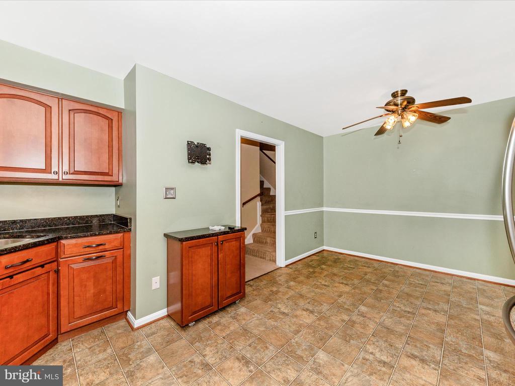 718 Robinwood Dr