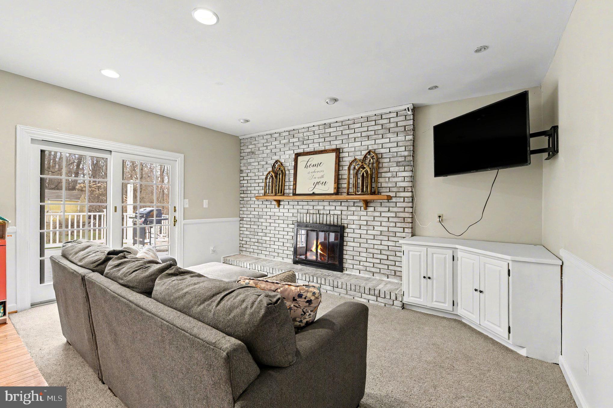 2201 CEDAR HILL DRIVE