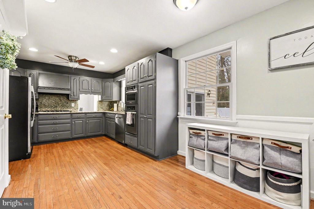 2201 CEDAR HILL DRIVE
