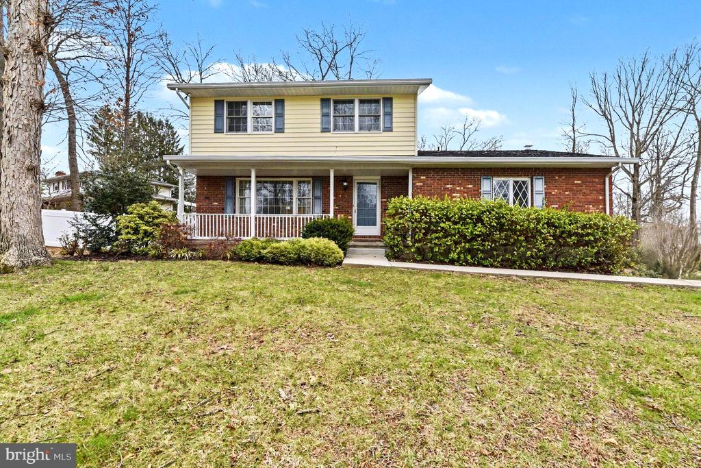 2201 CEDAR HILL DRIVE