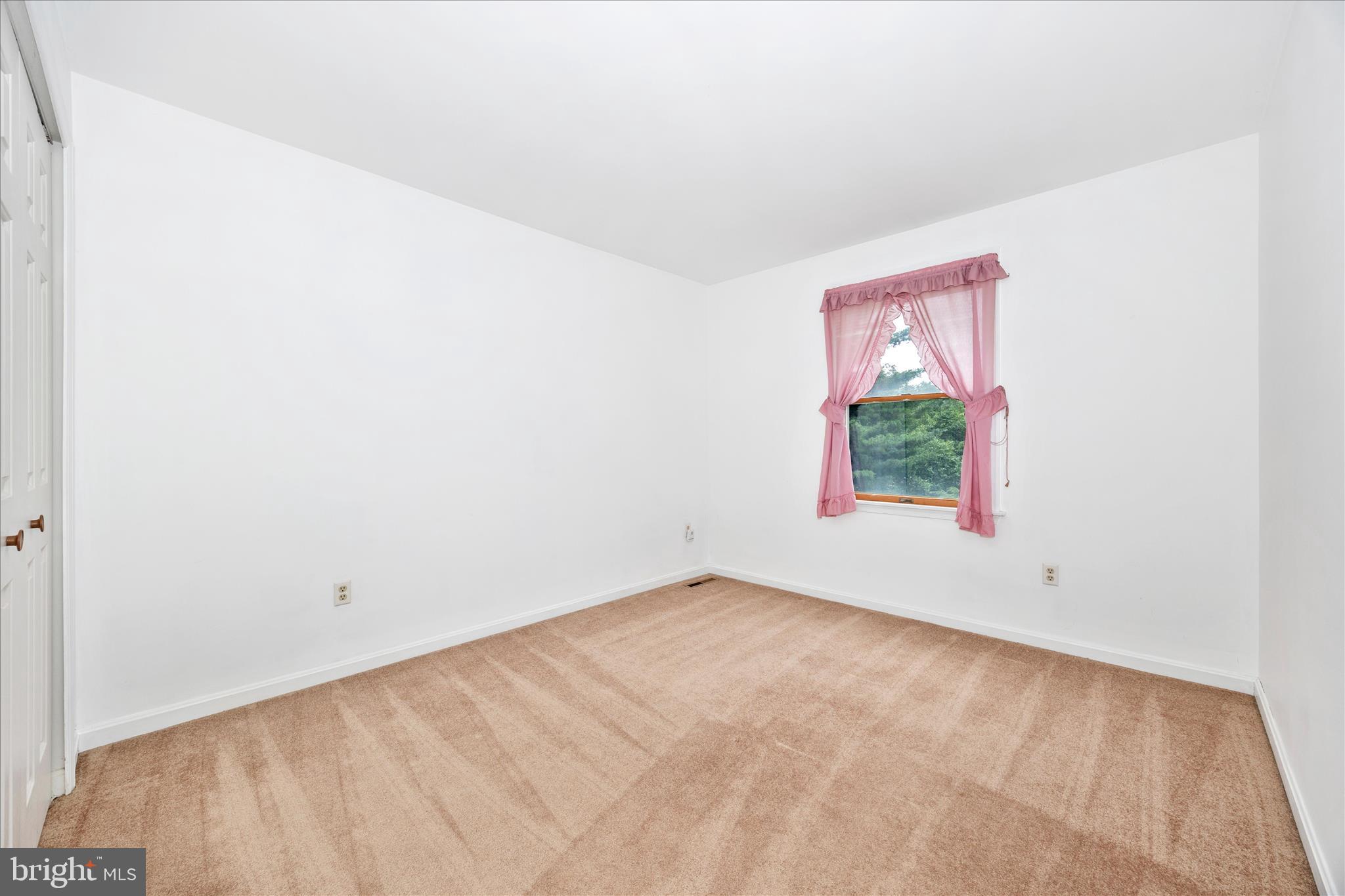 6617 CHRISTY ACRES COURT