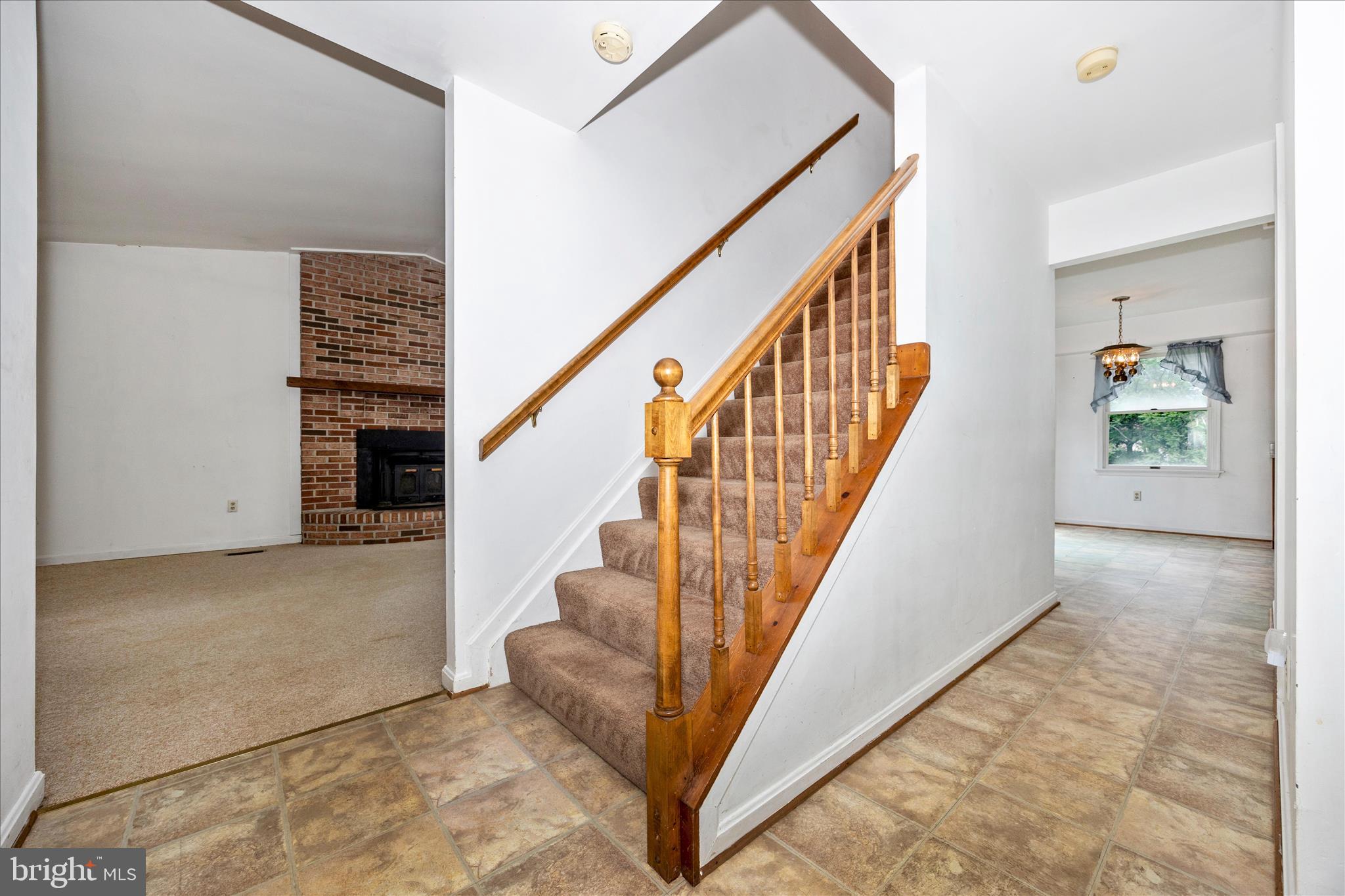 6617 CHRISTY ACRES COURT