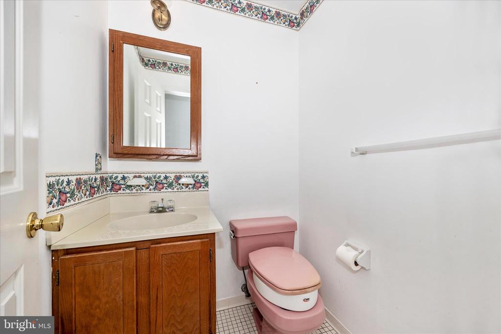 6617 CHRISTY ACRES COURT