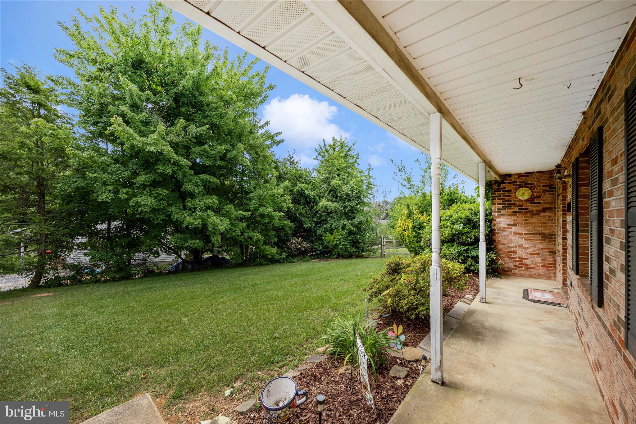 6617 CHRISTY ACRES COURT