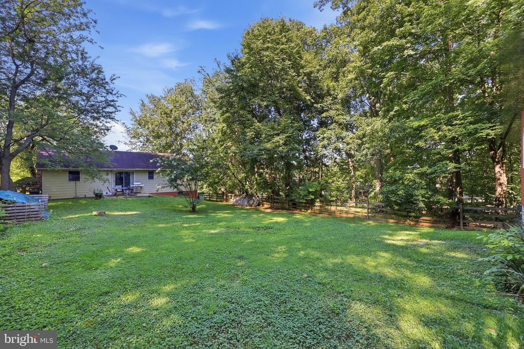 1812 W LIBERTY ROAD