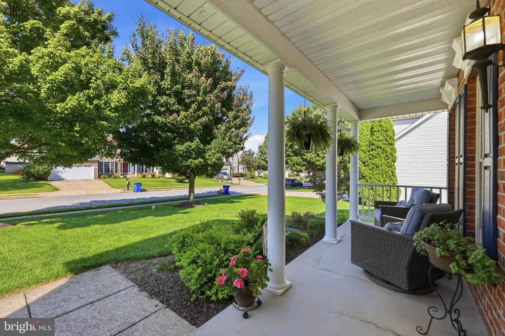 810 BRIDLEWREATH WAY