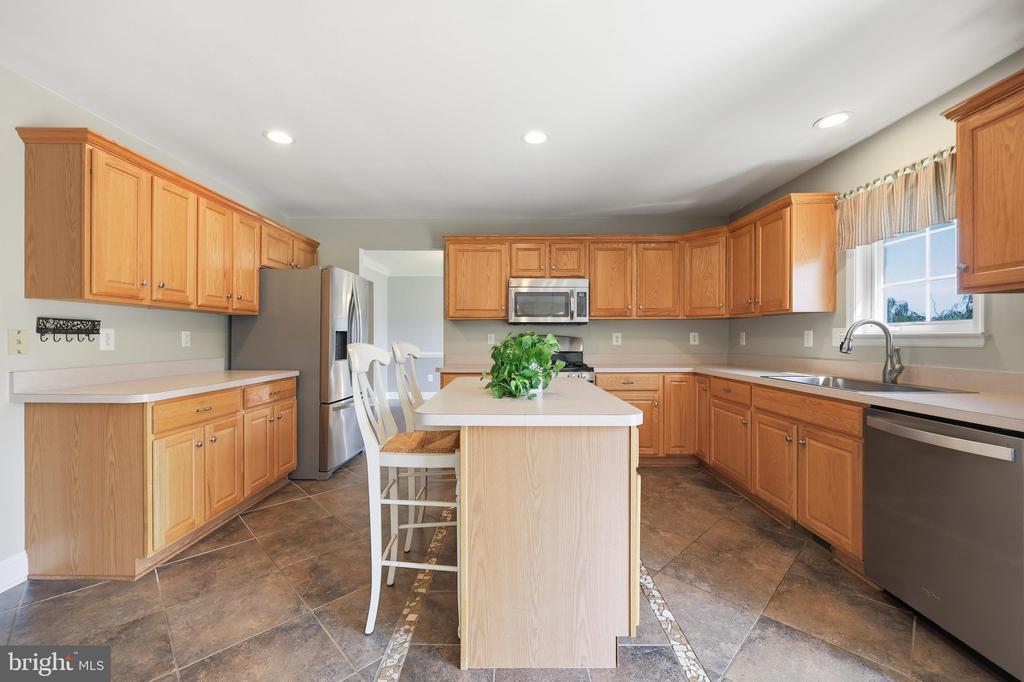 810 BRIDLEWREATH WAY