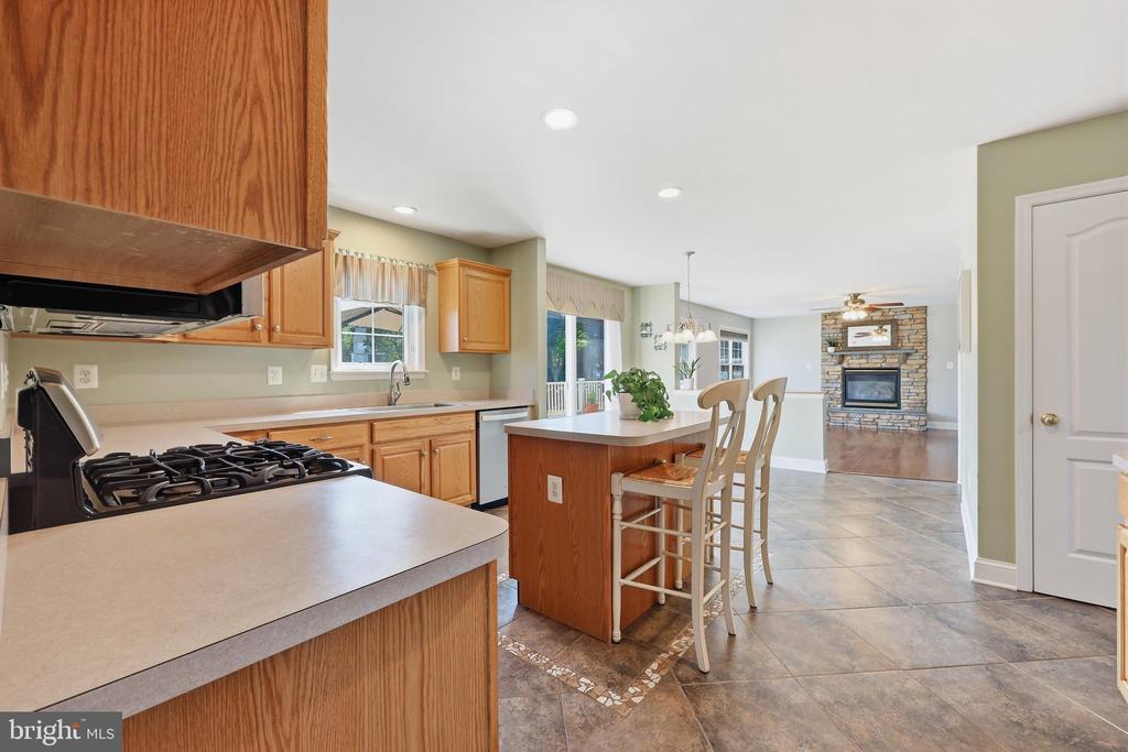 810 BRIDLEWREATH WAY