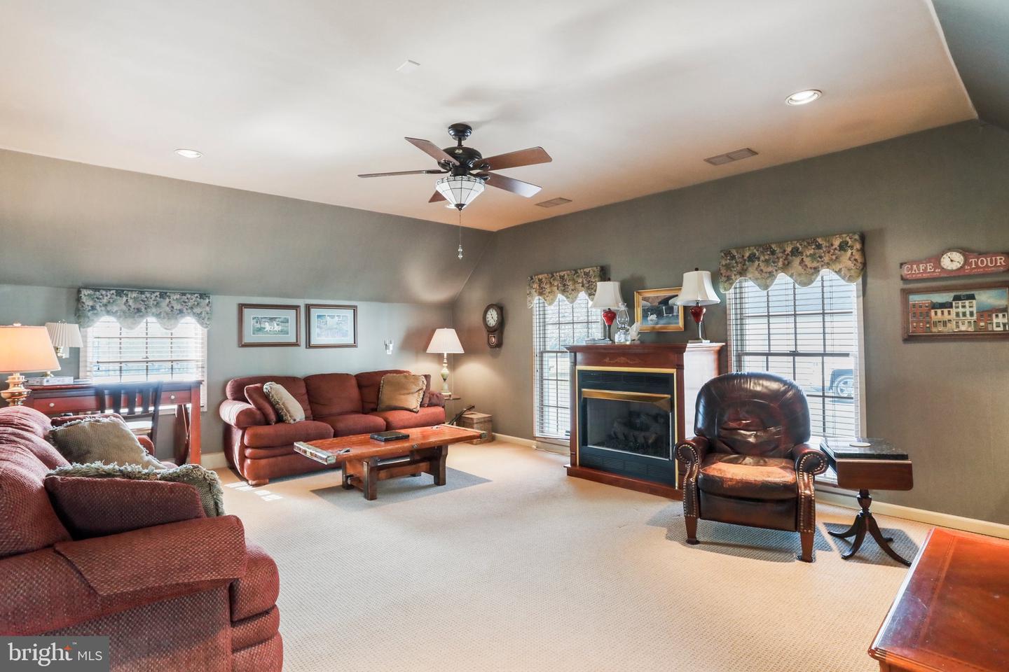 3612 WESTCHESTER COURT