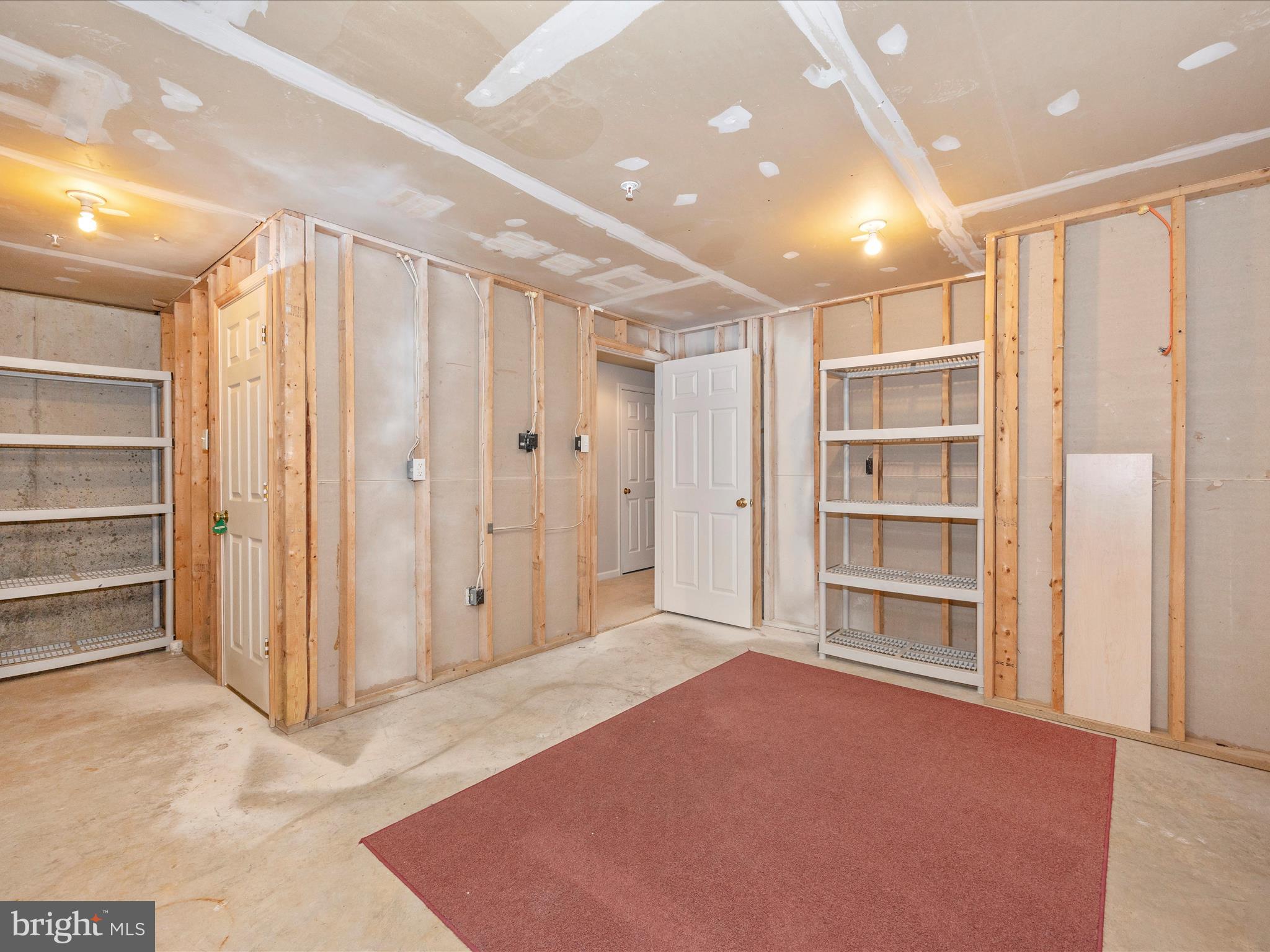 7211 Black Creek LANE