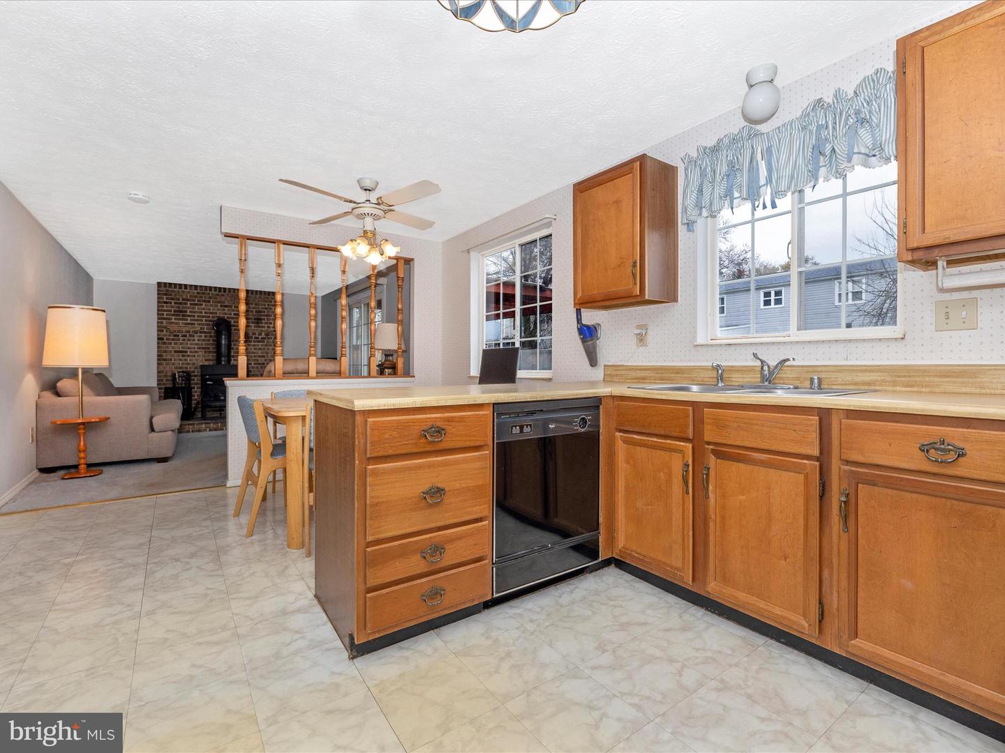 1804 RUSTIC HILL COURT