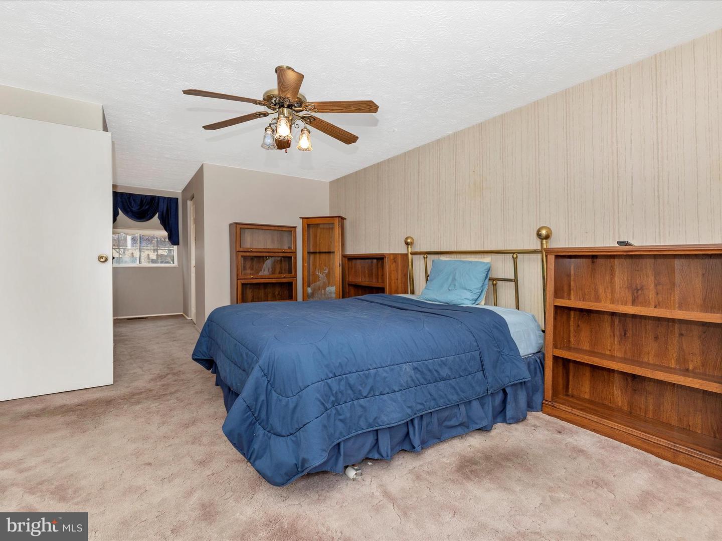 1804 RUSTIC HILL COURT