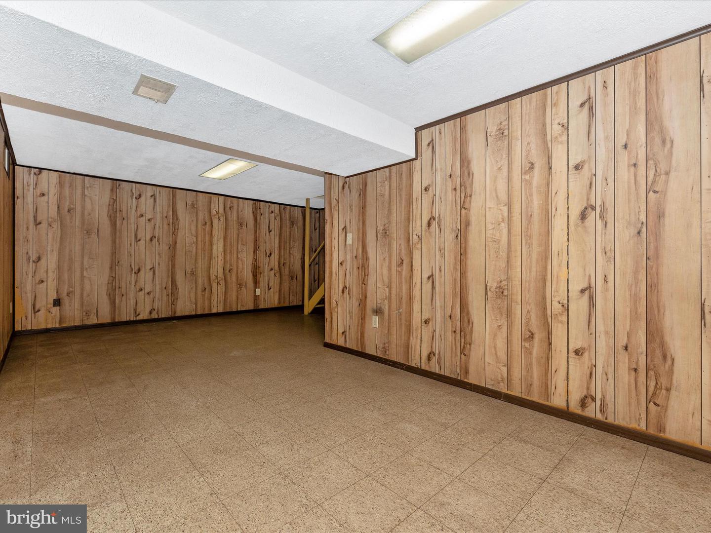 1804 RUSTIC HILL COURT