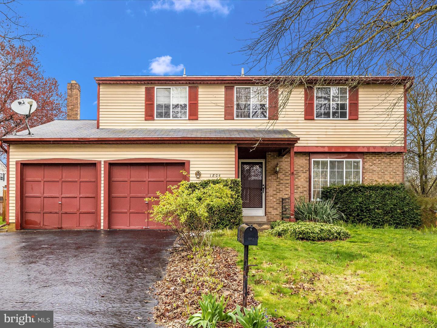 1804 RUSTIC HILL COURT