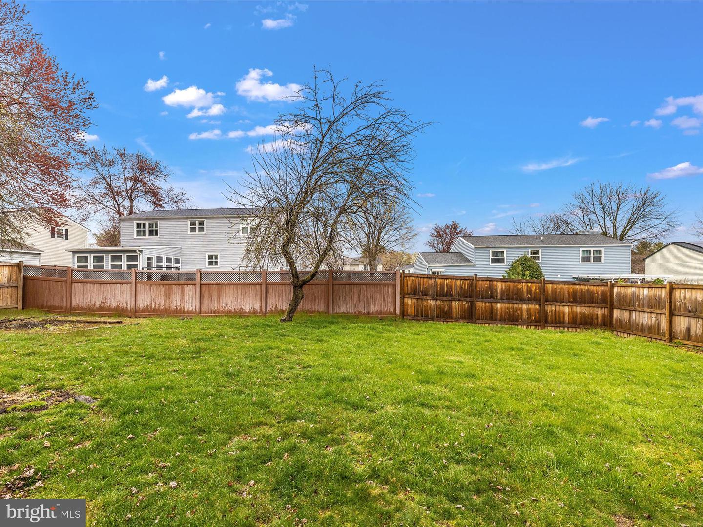 1804 RUSTIC HILL COURT