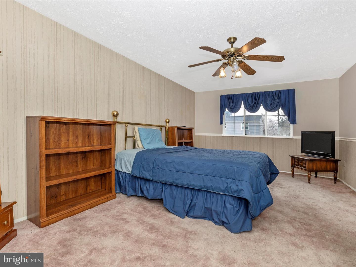 1804 RUSTIC HILL COURT