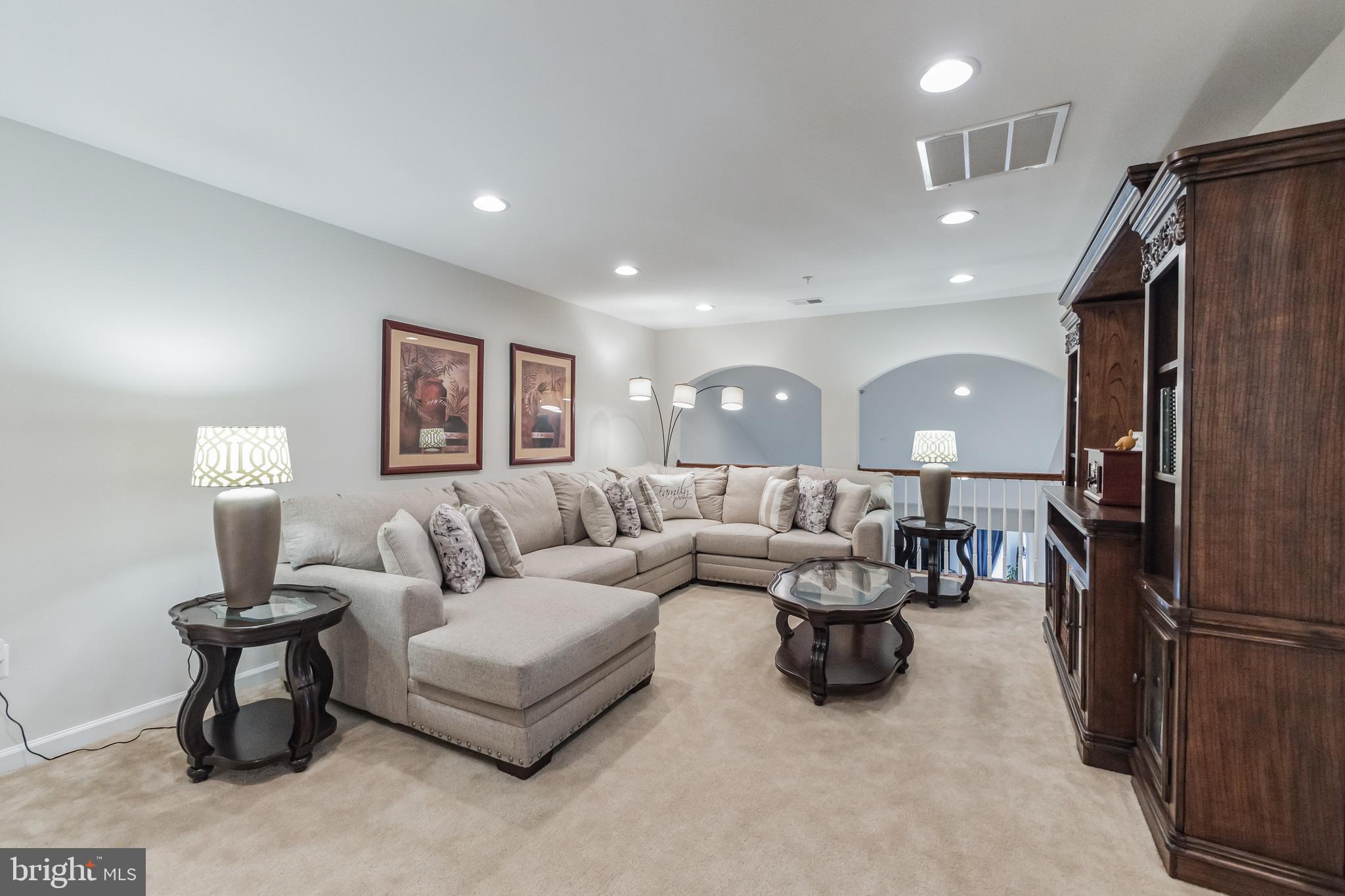 1312 Pennington Dr
