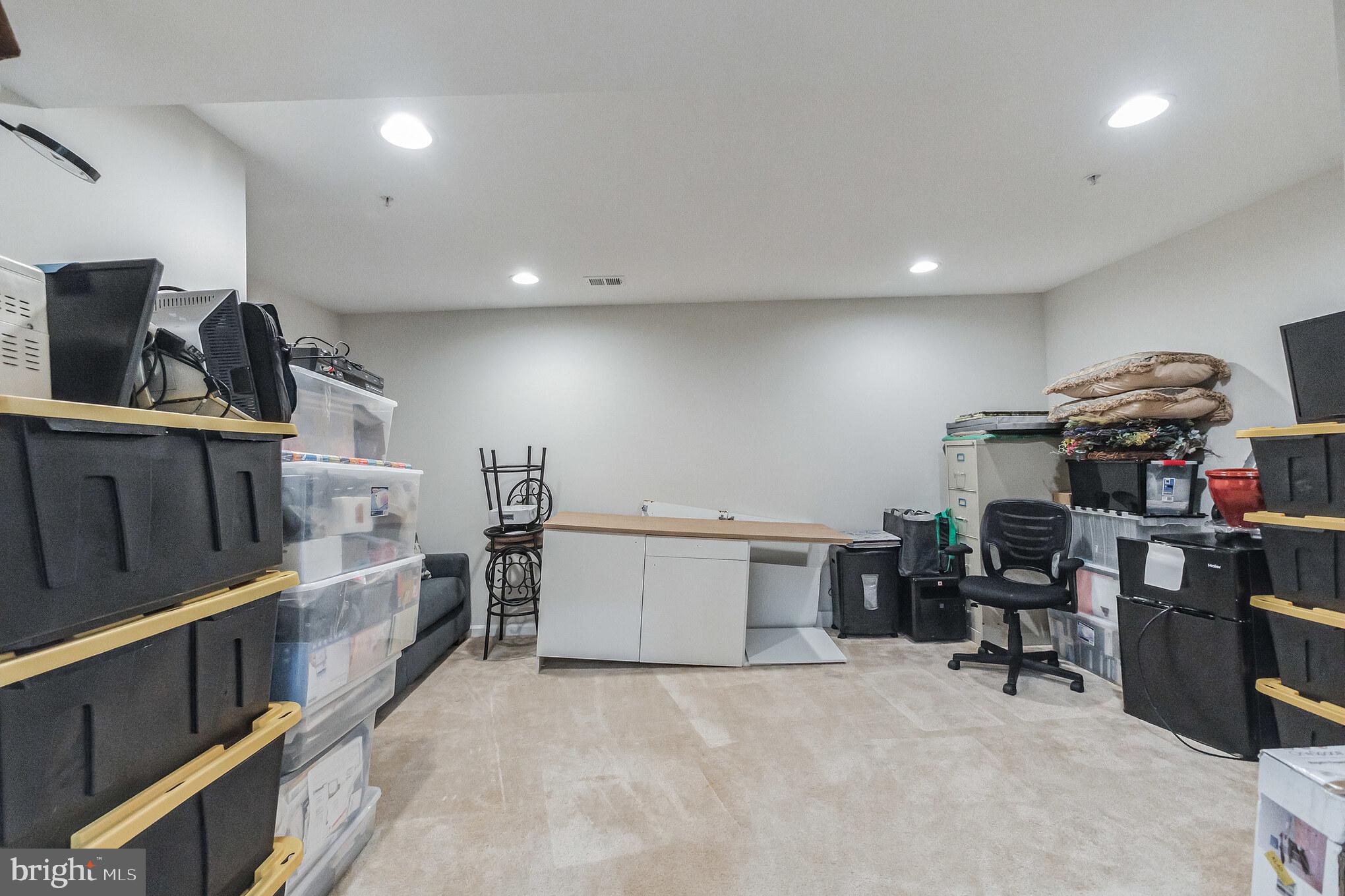 1312 Pennington Dr