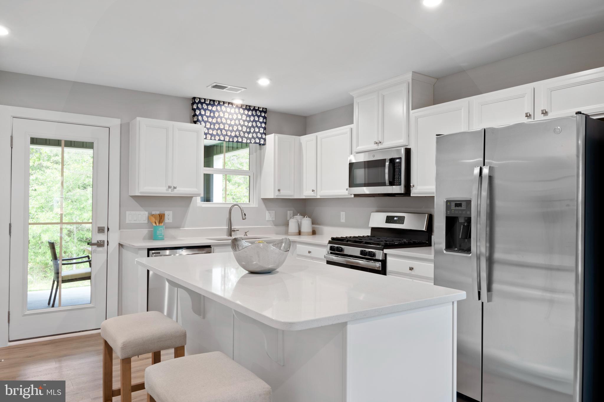 2500 Crown Point CIRCLE