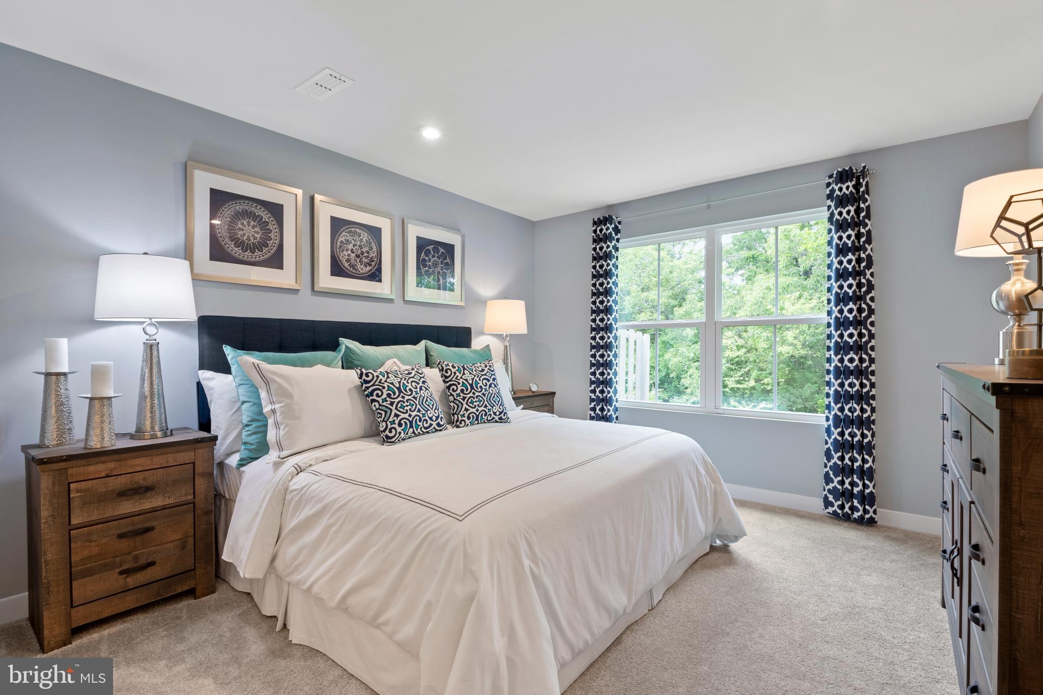 2500 Crown Point CIRCLE