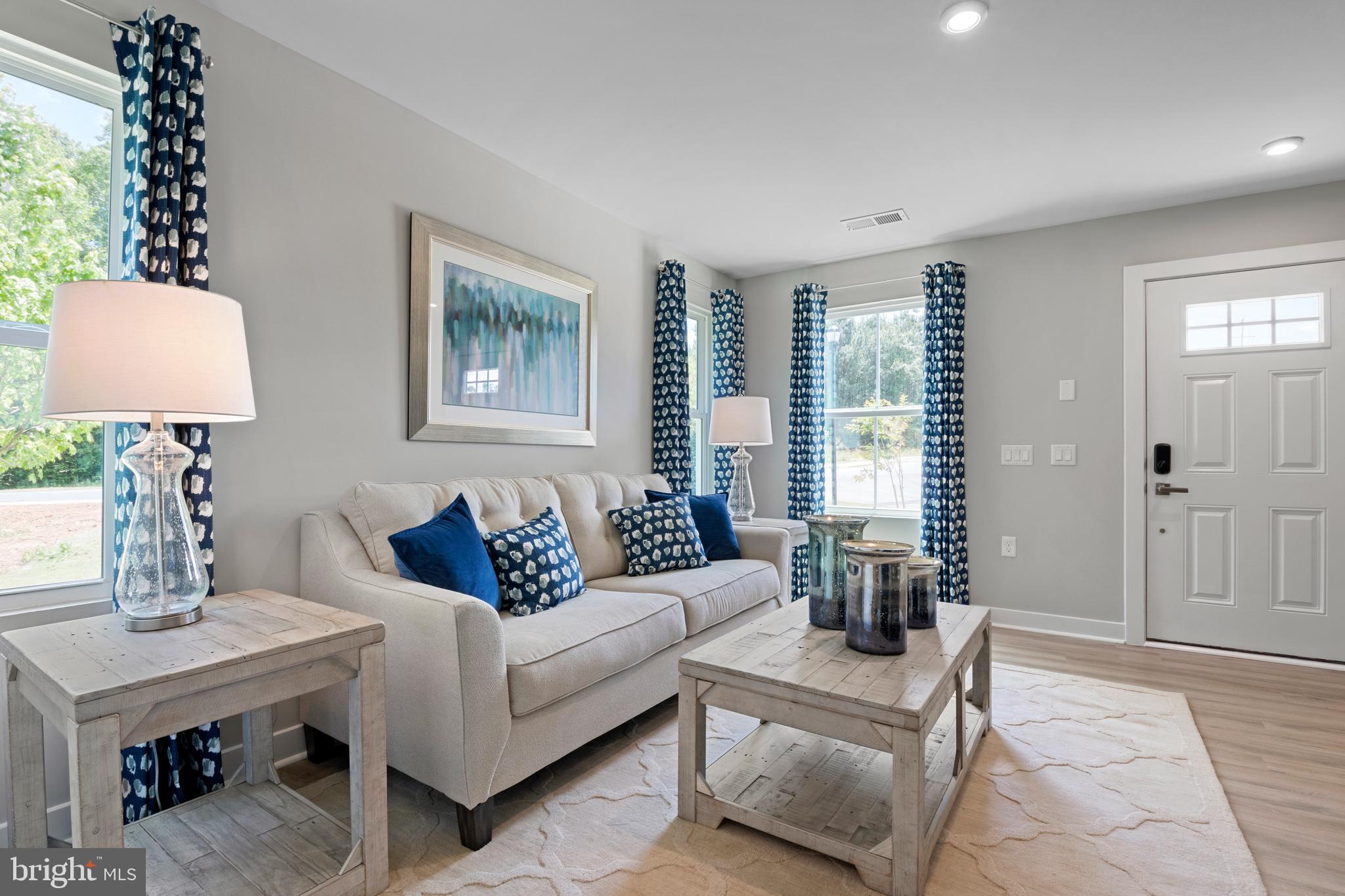2500 Crown Point CIRCLE