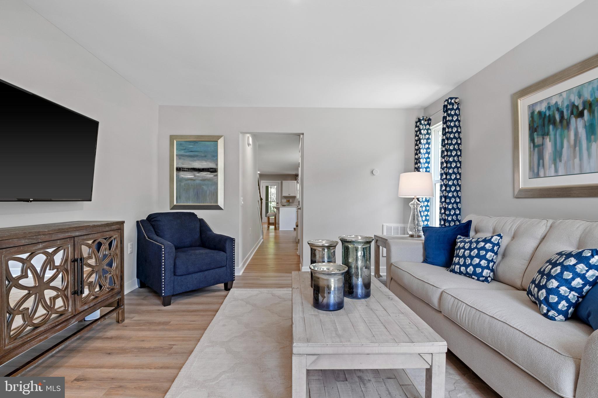2500 Crown Point CIRCLE